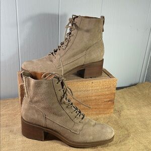 Lucky Brand Tan Suede Lace-Up Boots
